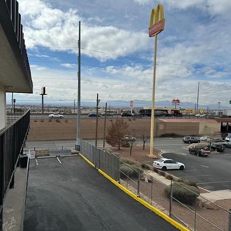 Days Inn By Wyndham El Paso Airport East Экстерьер фото